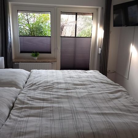 Am Park Apartment Heide  Bagian luar foto